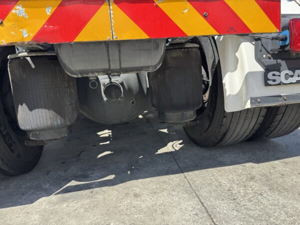 SCANIA R450 - Image 5