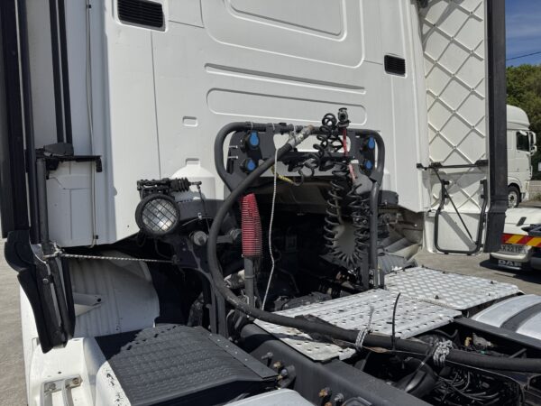 SCANIA R450 - Image 9