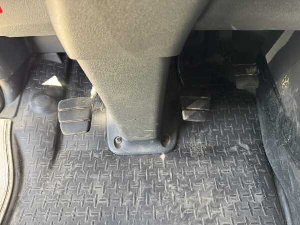 SCANIA R450 - Image 15