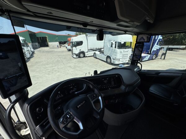 DAF XG+ 530FT - Image 12